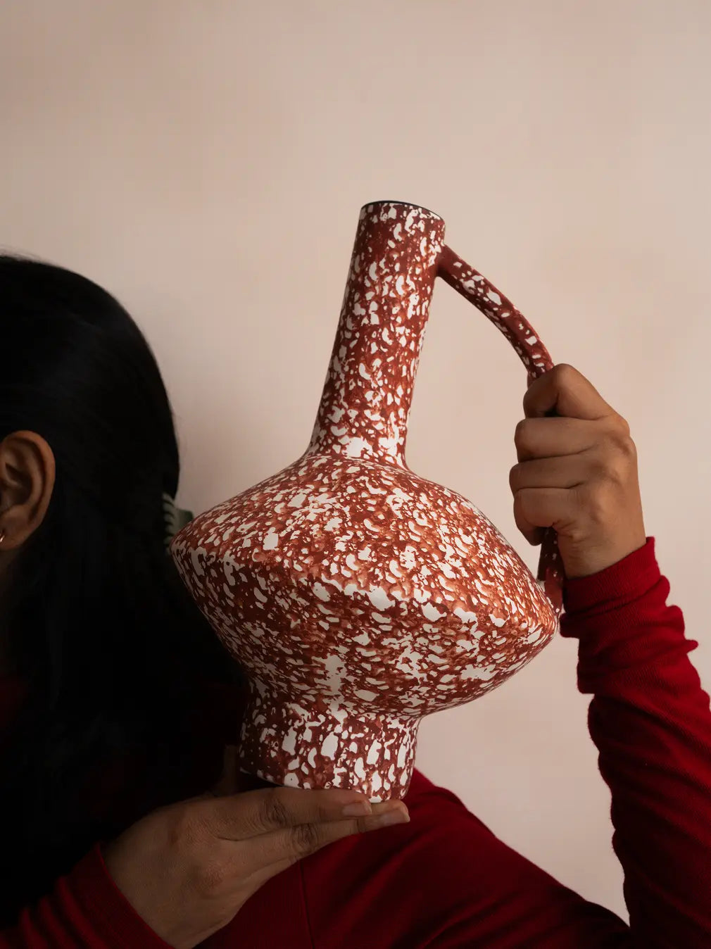 Ferro Arc Ceramic Vase