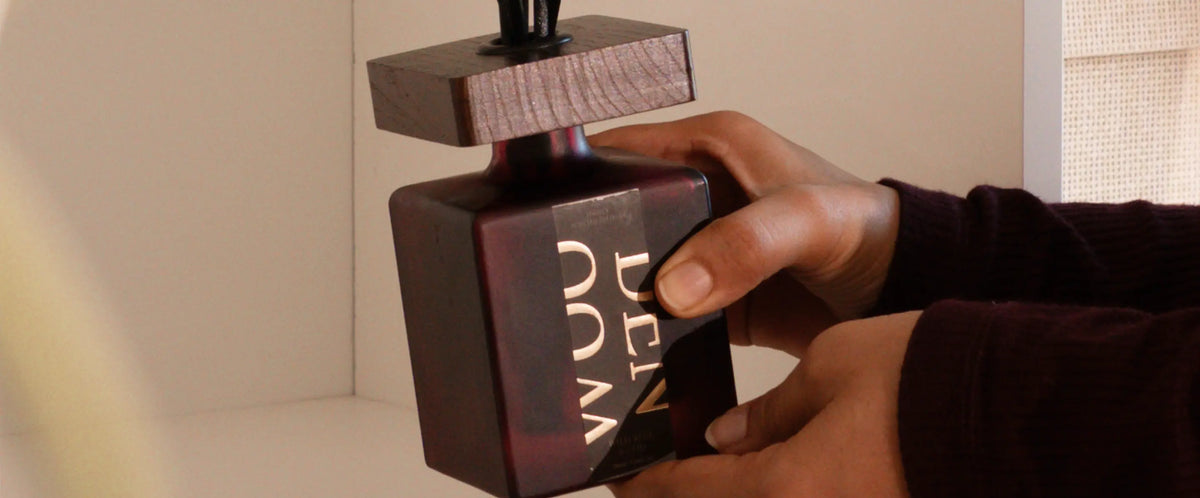 Maroon Reed Diffuser Buy Premium Wooden Glass Reed Diffuser Online – Gharko